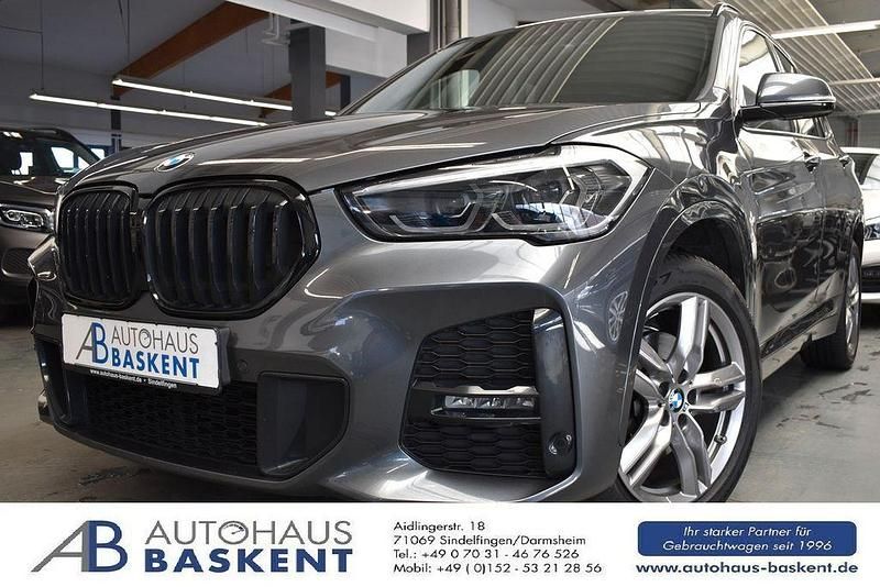 Grau Gebraucht 2022 BMW X1 M Sport SUV | 23.890 € (Fairer Preis) - Bild 1/4