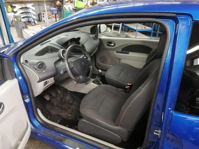 Gebraucht Renault Twingo GT 101 PS (74 kW) 2007 Blau Kleinwagen