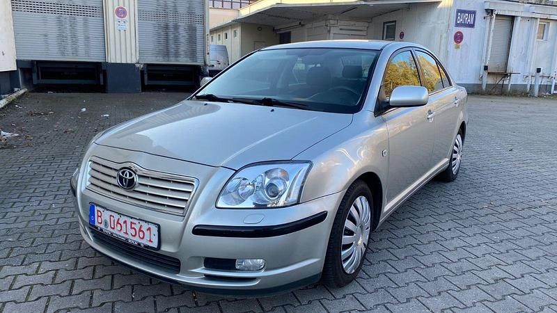 Silber Gebraucht 2005 Toyota Avensis Limousine | 2.700 € (Guter Preis) - Bild 1/4