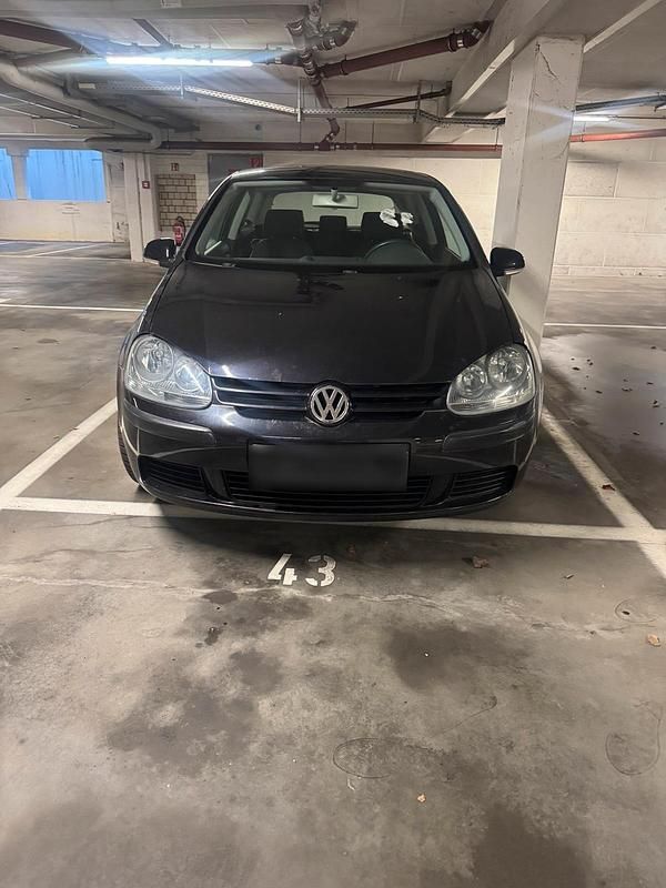 Gebraucht VW Golf IV 75 PS (55 kW) 2004 Schwarz Kleinwagen