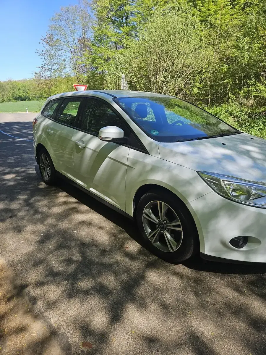 Używany Ford Focus 140 KM (102 kW) 2014 Kombi