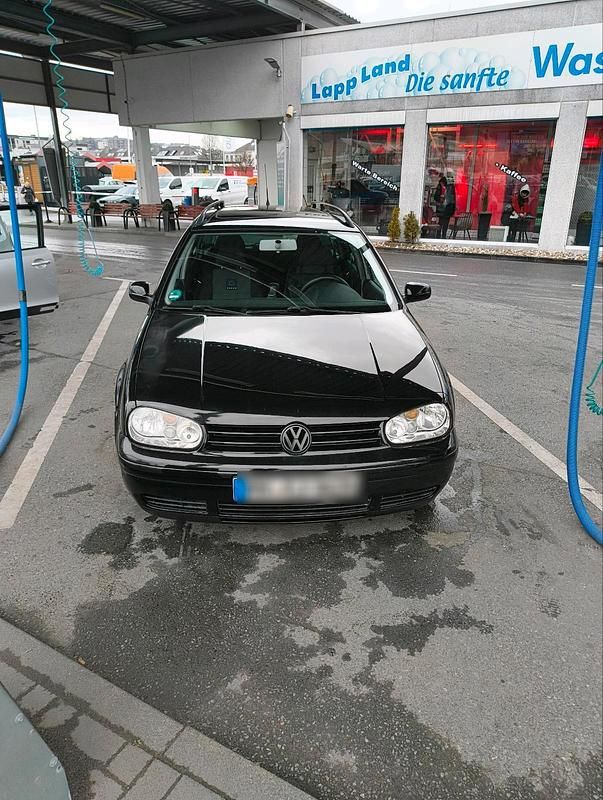 Schwarz Gebraucht 2002 VW Golf IV Kombi | 500 € (Superpreis) - Bild 1/4