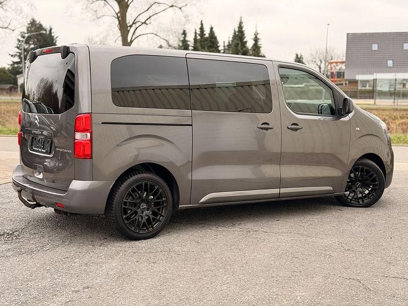 Gebraucht Citroën Spacetourer Feel 150 PS (110 kW) 2016 Van / Kleinbus