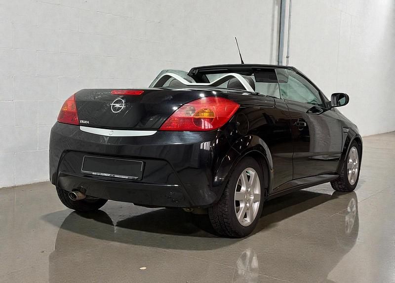 Gebraucht Opel Tigra 90 PS (66 kW) 2004 Schwarz Cabrio