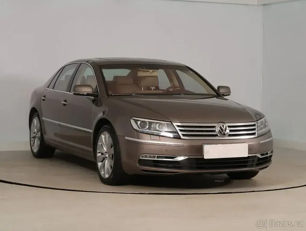 Gebraucht VW Phaeton 450 PS (330 kW) 2011 Braun Limousine
