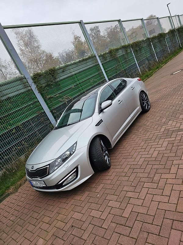 Gebraucht Kia Optima 136 PS (100 kW) 2012 Silber Limousine