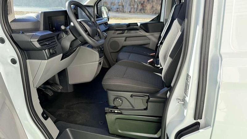 Gebraucht Ford Transit Custom Trend 136 PS (100 kW) 2024 Frostweiß Van / Kleinbus