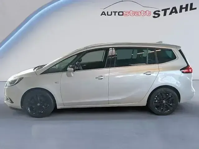 Gebraucht Opel Zafira Innovation 170 PS (125 kW) 2017 Andere Van / Kleinbus