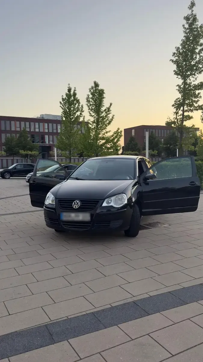 Używany VW Polo 85 KM (62 kW) 2011 Czarny Hatchback