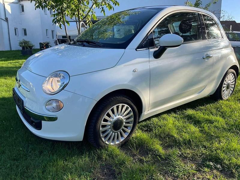 Weiß Gebraucht 2013 Fiat 500 Lounge Limousine | 5.500 € (Guter Preis) - Bild 1/4