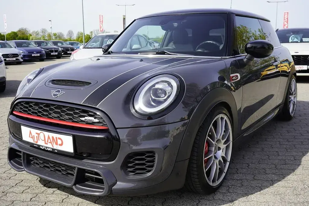 Second-hand Mini John Cooper Works 231 CP (169 kW) 2019 Gri Hatchback