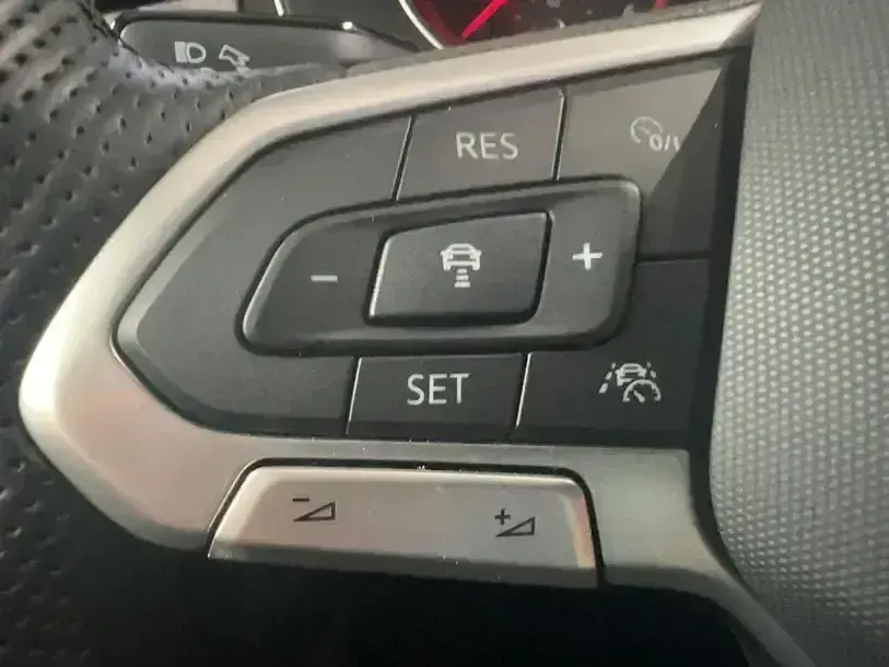 Gebraucht VW Passat Alltrack 200 PS (147 kW) 2023 Schwarz Kombi