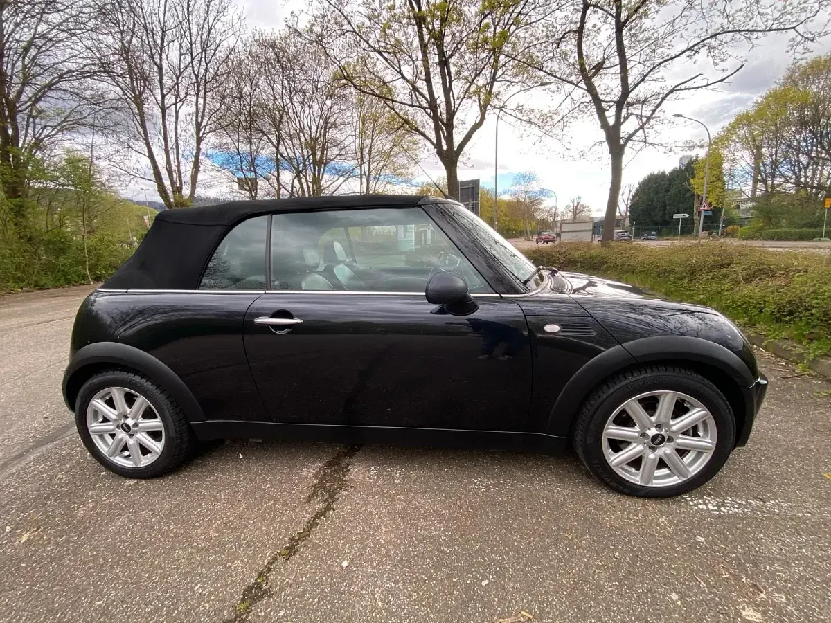 Usata Mini ONE 95 CV (69 kW) 2007 Nero Utilitaria