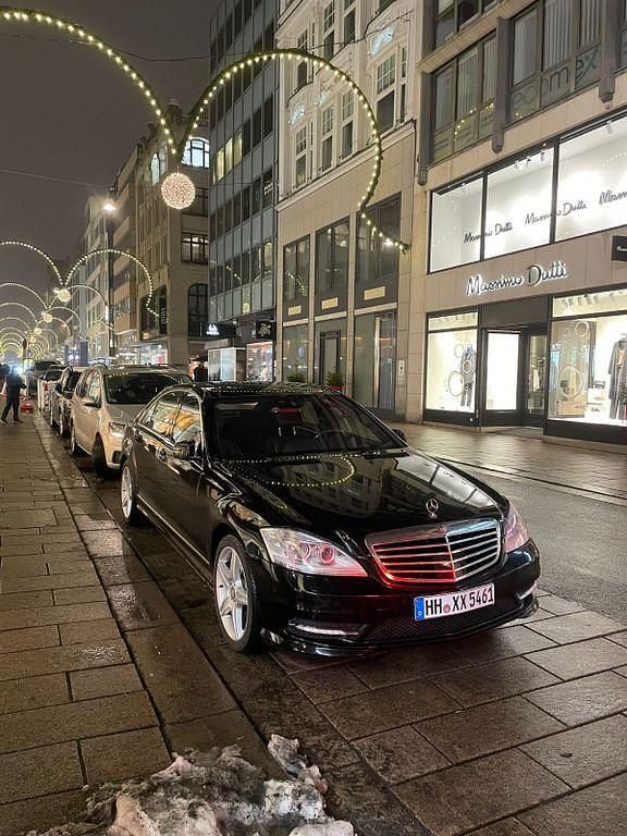 Schwarz Gebraucht 2010 Mercedes S500L Limousine | 21.999 € (Teuer) - Bild 1/4