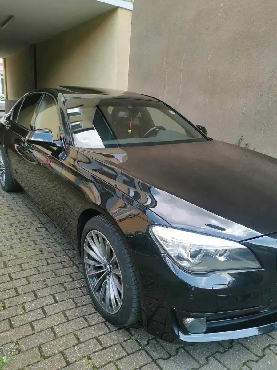 Gebraucht BMW 730 Shadowline 258 PS (189 kW) 2014 Schwarz Limousine