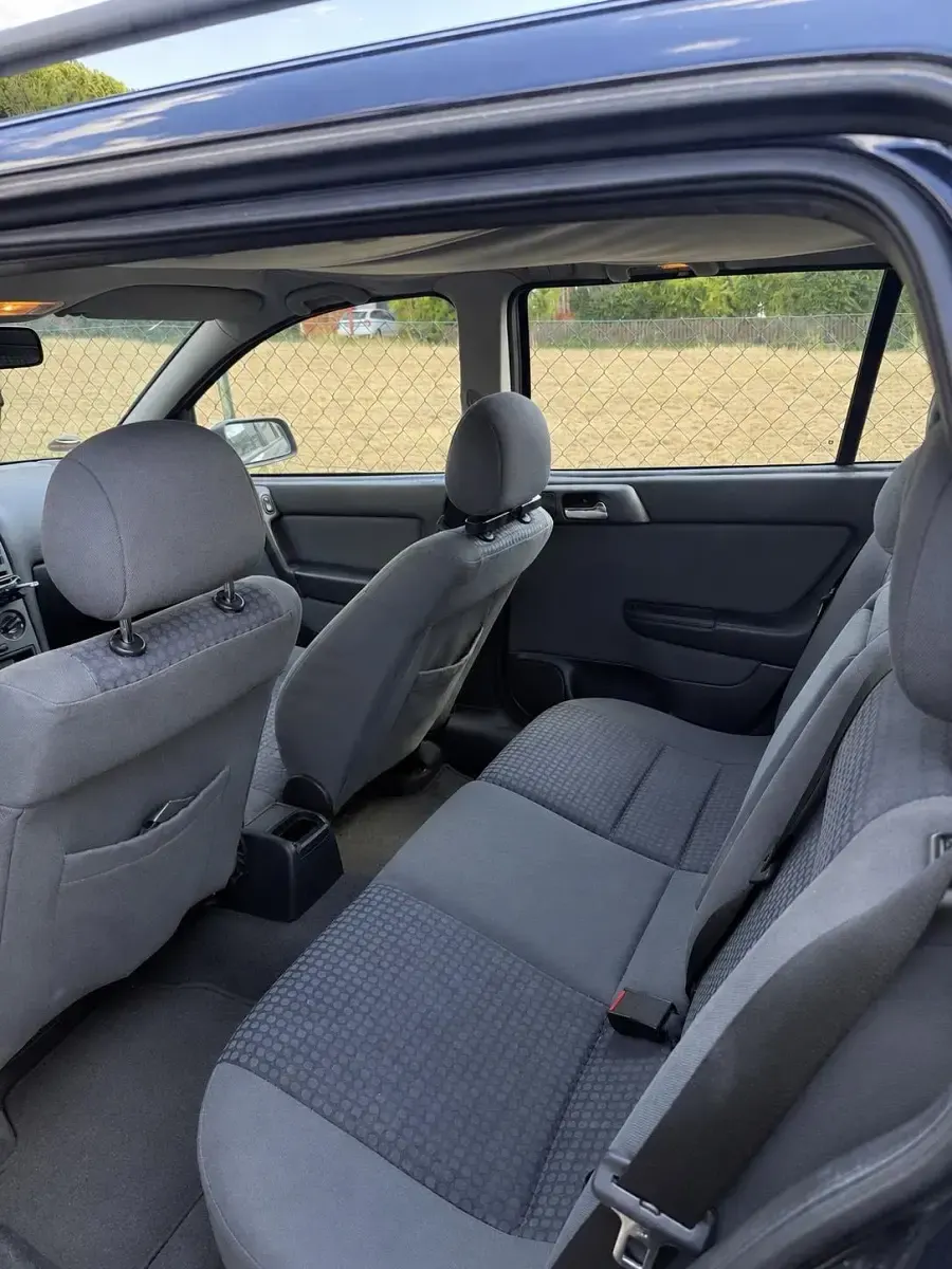Gebraucht Opel Astra Njoy 86 PS (63 kW) 2003 Blau Kombi