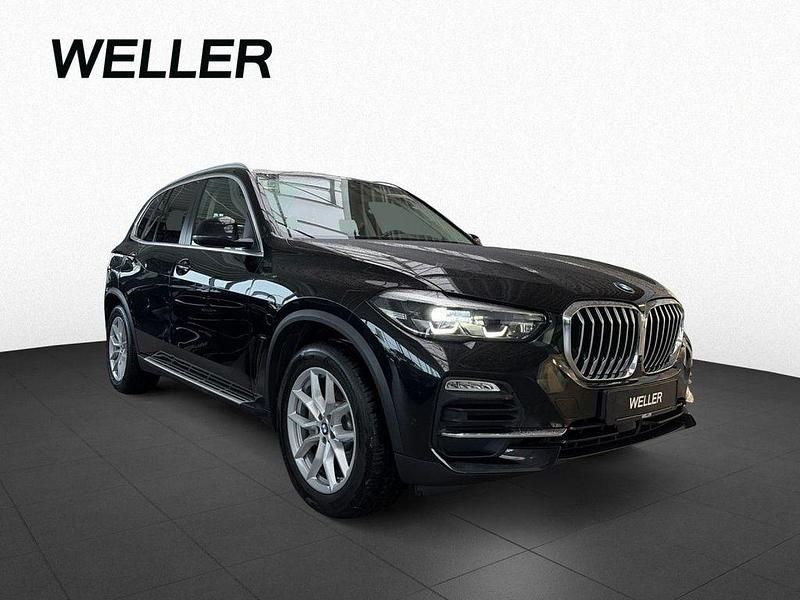 Gebraucht BMW X5 Performance 286 PS (210 kW) 2019 Black sapphire (schwarz) SUV