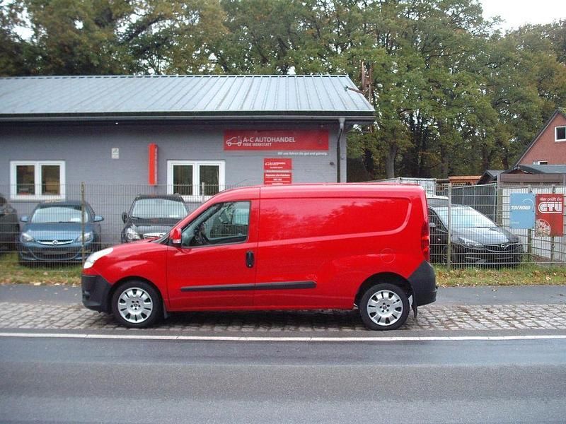 Rot Gebraucht 2013 Fiat Doblò Van / Kleinbus | 3.599 € (Superpreis) - Bild 1/4