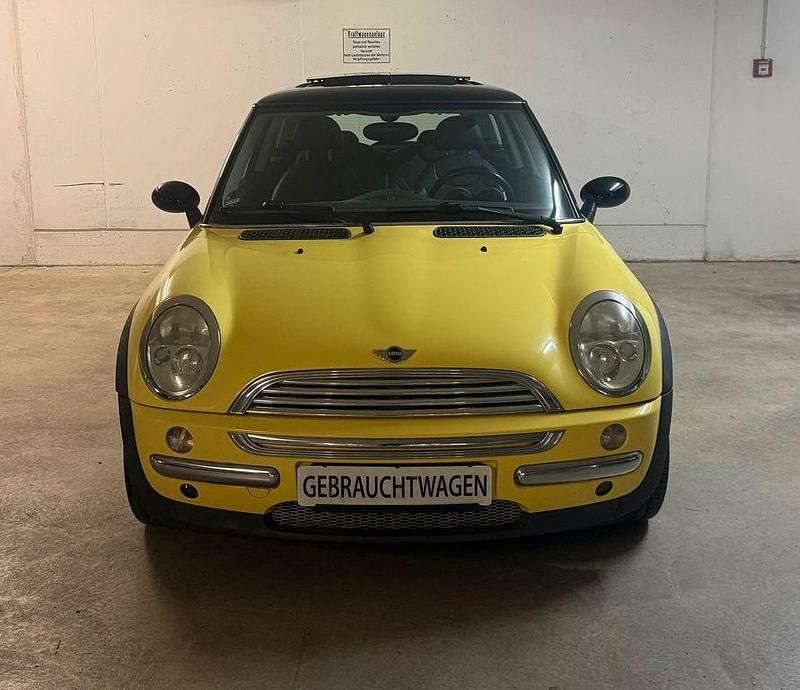 Second-hand Mini Cooper 116 CP (85 kW) 2002 Galben Hatchback