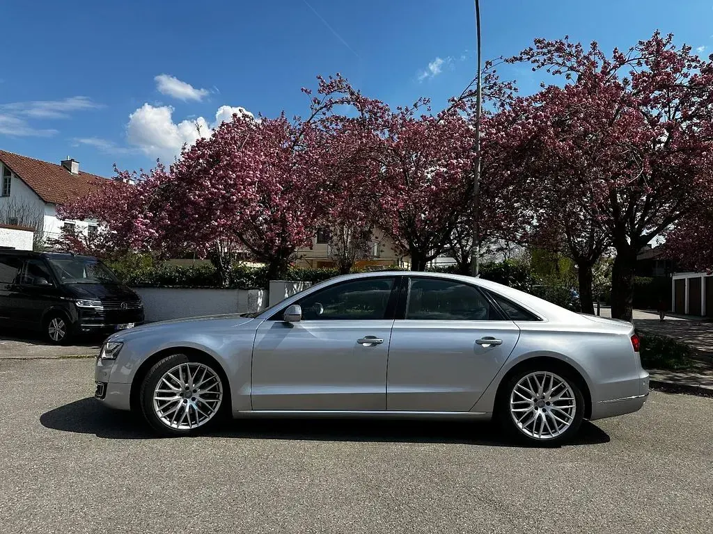 Gebraucht Audi A8 258 PS (189 kW) 2015 Silber Limousine