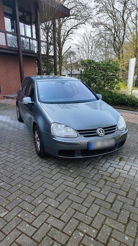 Gebraucht VW Golf V 105 PS (77 kW) 2005 Grau Kleinwagen