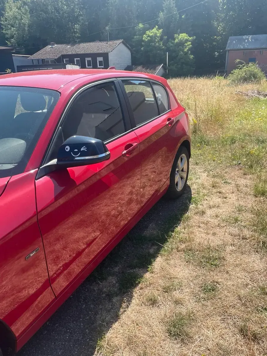 Gebraucht BMW 116 Sport Line 136 PS (100 kW) 2014 Rot Kleinwagen