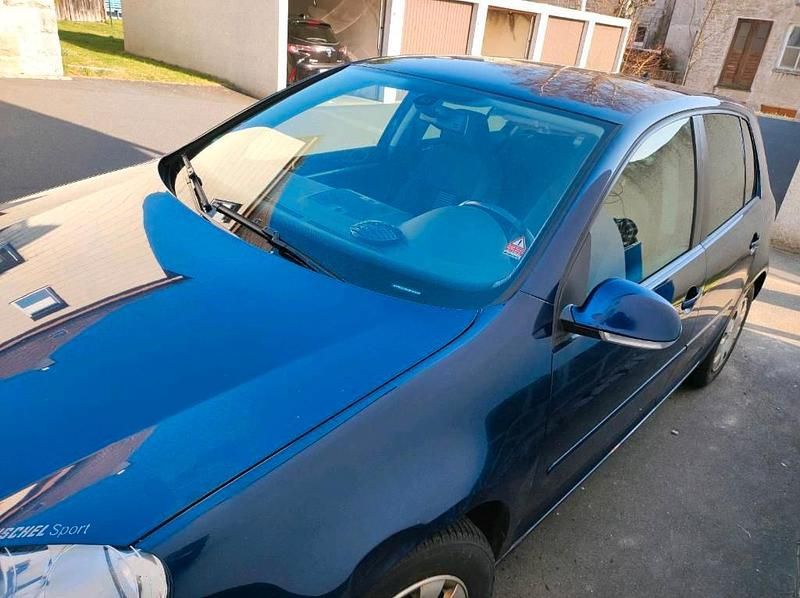Gebraucht VW Golf VI 105 PS (77 kW) 2008 Blau Kleinwagen