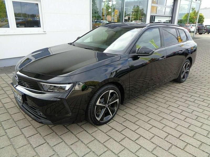 Gebraucht Opel Astra Elegance 181 PS (133 kW) 2024 Karbon schwarz Kombi