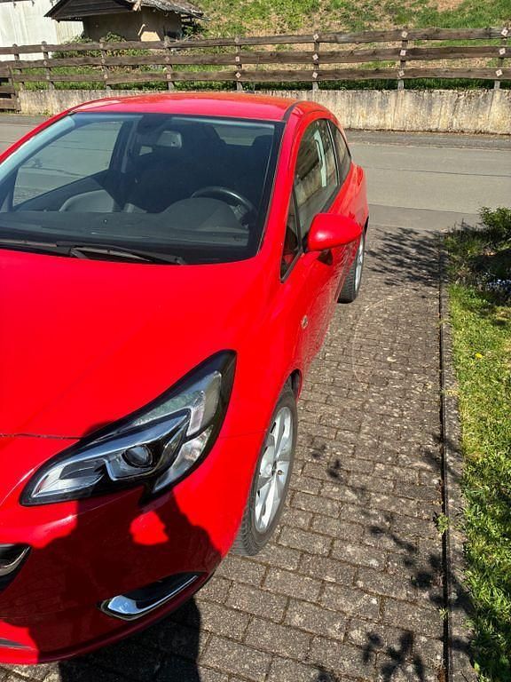 Gebraucht Opel Corsa Edition 101 PS (74 kW) 2017 Rot Kleinwagen