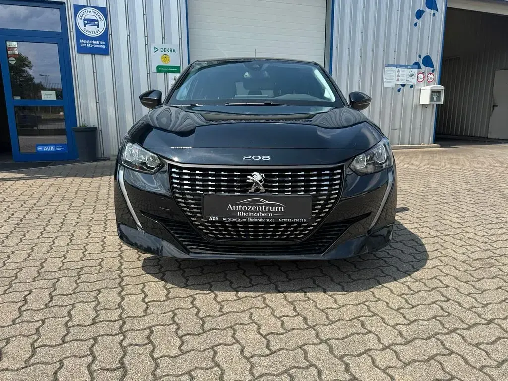 Gebraucht Peugeot 208 Allure 101 PS (74 kW) 2023 Schwarz Kleinwagen