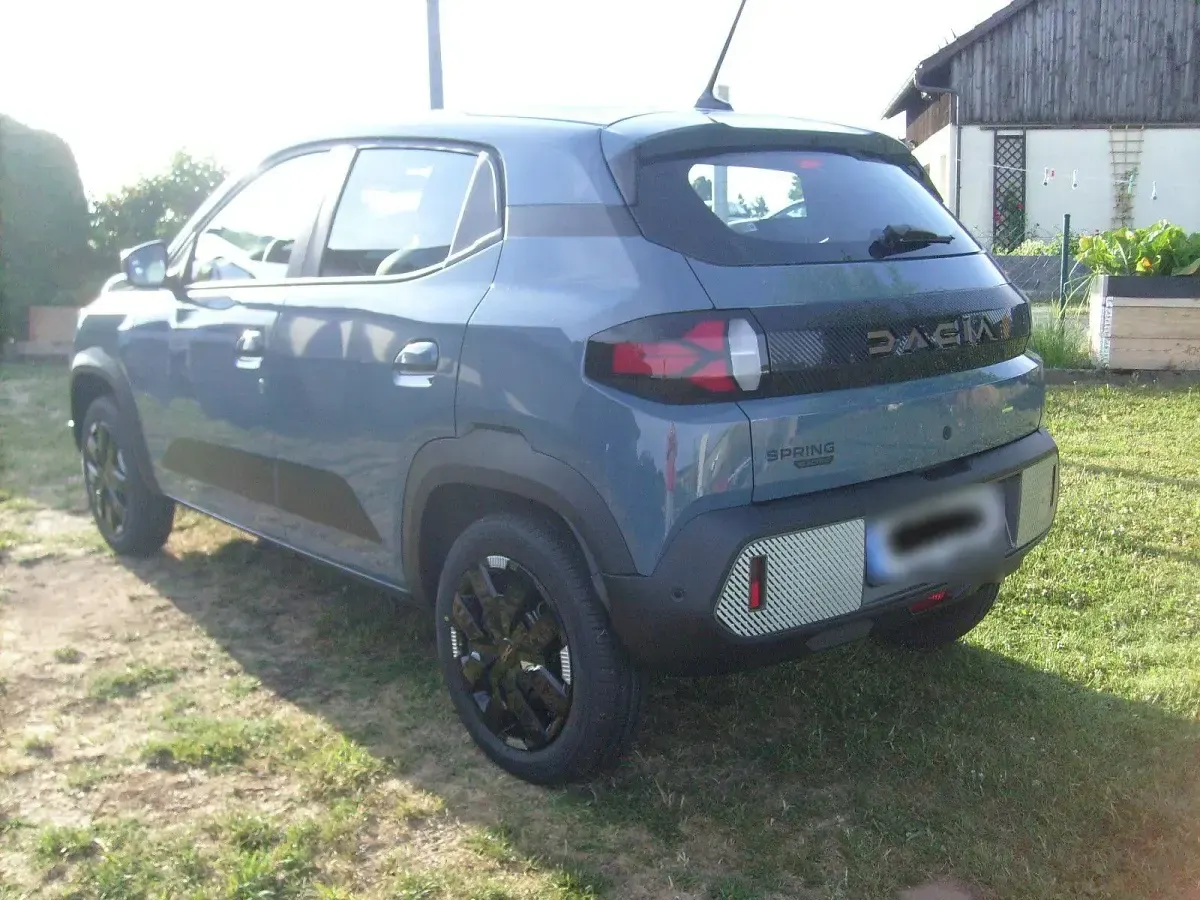 Neu Dacia Spring Extreme 75 kW (102 PS) 2026 Blau Kleinwagen