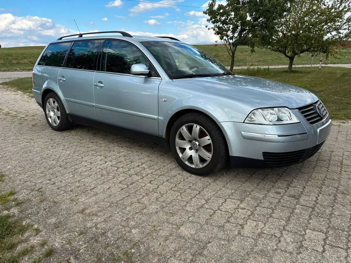 Gebraucht VW Passat Highline 150 PS (110 kW) 2002 Andere farben Kombi