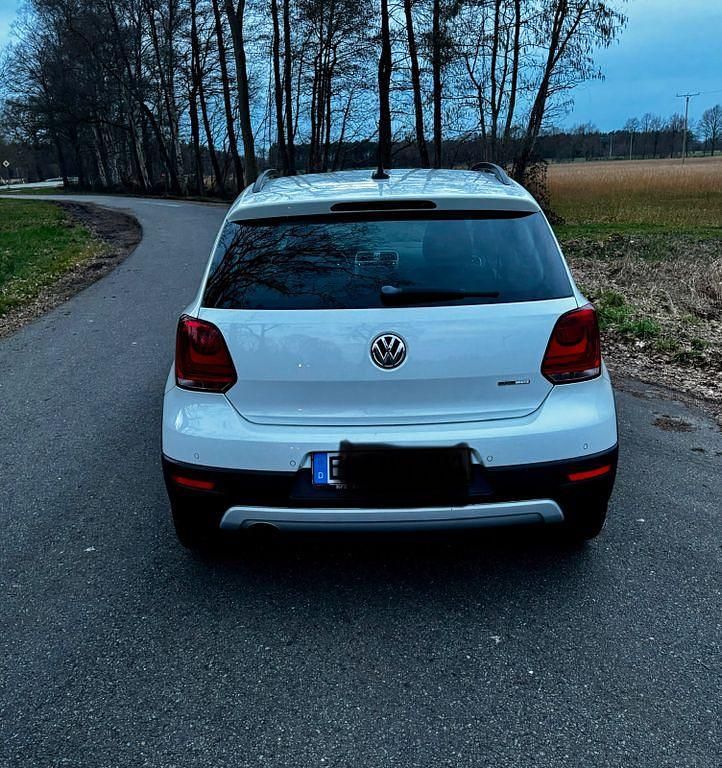 Gebraucht VW Polo Cross 90 PS (66 kW) 2013 Weiß Kleinwagen