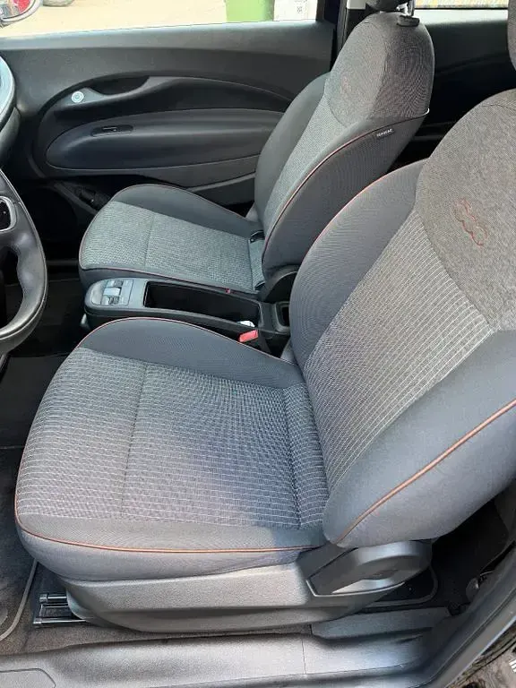 Gebraucht Fiat 500e Icon 86 kW (118 PS) 2022 Schwarz Kleinwagen