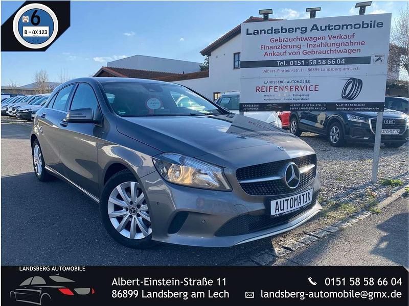 Grau Gebraucht 2017 Mercedes A200 Kleinwagen | 15.490 € (Teuer) - Bild 1/4