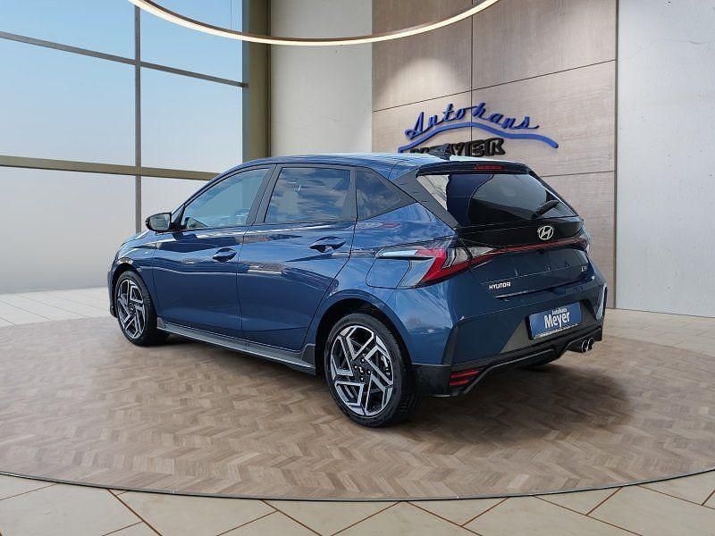 Neu Hyundai i20 N Line 101 PS (74 kW) 2025 Vibrant blue Kleinwagen