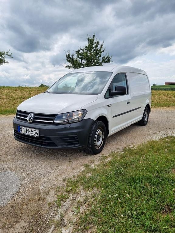 Weiß Gebraucht 2016 VW Caddy Maxi Van / Kleinbus | 11.500 € - Bild 1/4