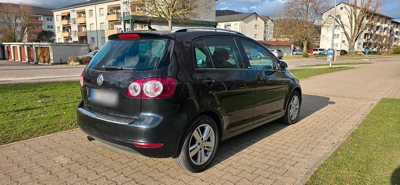 Gebraucht VW Golf Plus Cross Style 105 PS (77 kW) 2011 Schwarz Van / Kleinbus