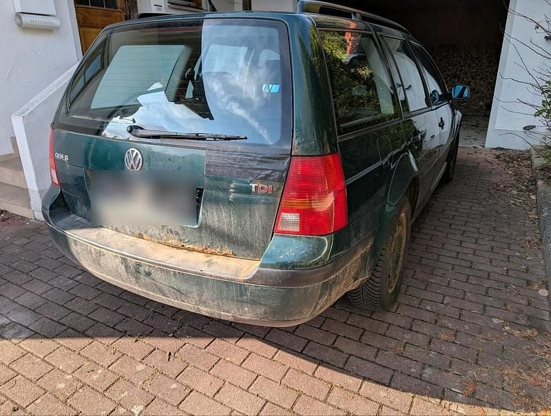 Gebraucht VW Golf IV 115 PS (84 kW) 2001 Grün Kombi