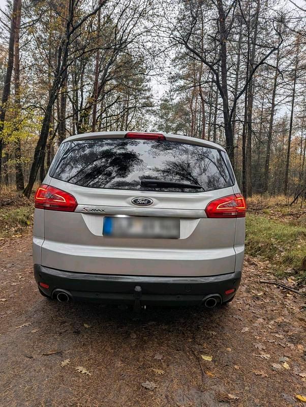 Gebraucht Ford S-MAX S 200 PS (147 kW) 2013 Silber Van / Kleinbus