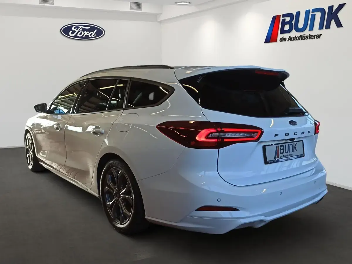 Gebraucht Ford Focus ST-Line 125 PS (91 kW) 2026 Frozen white (pn3gz