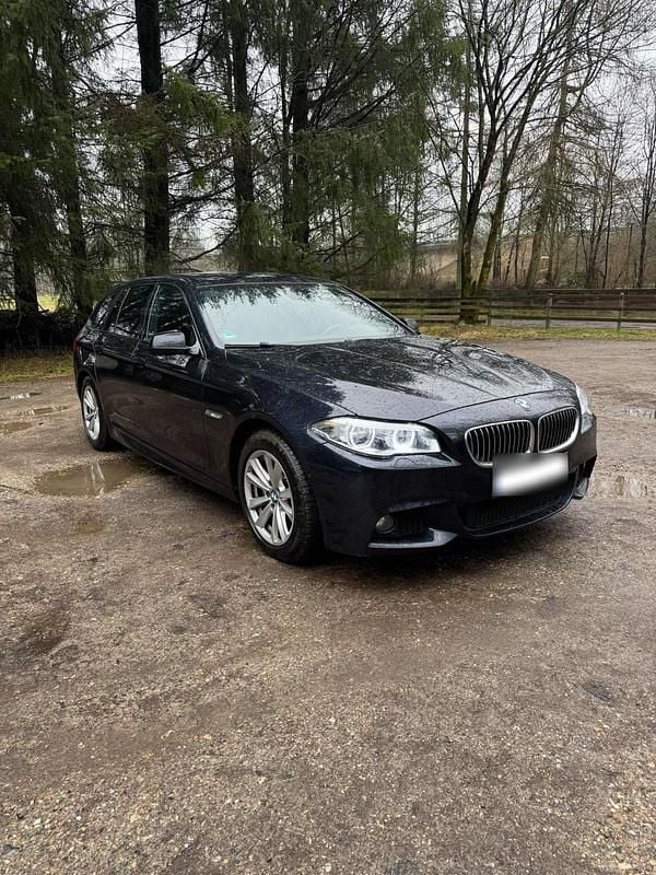 Gebraucht BMW 525 M Sport 204 PS (150 kW) 2011 Schwarz Kombi