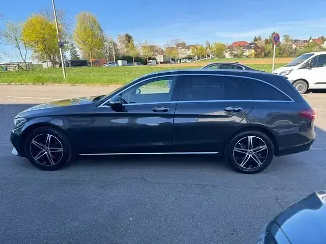 Gebraucht BMW 320 Sport Line 194 PS (142 kW) 2020 Andere Kombi