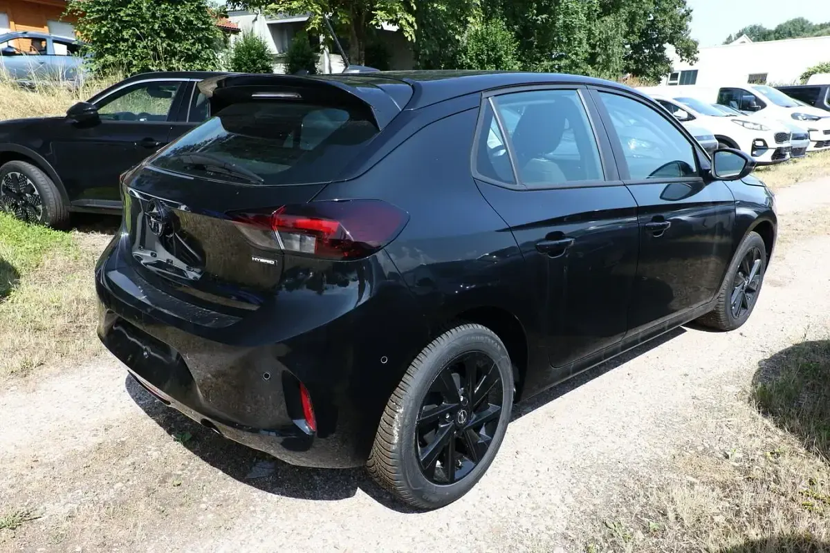 Neu Opel Corsa 109 PS (80 kW) 2025 Karbon schwarz metallic Kleinwagen