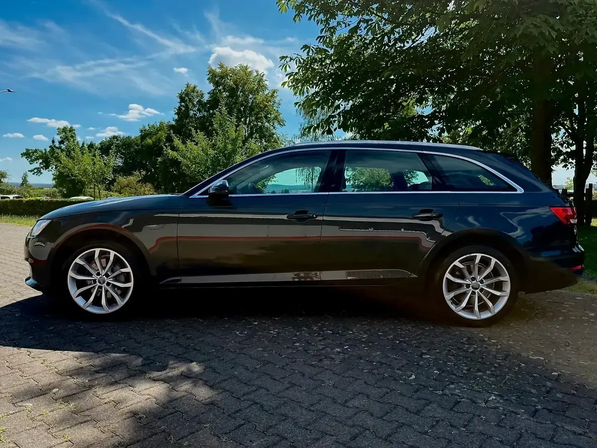 Gebraucht Audi A4 190 PS (139 kW) 2016 Grau Kombi