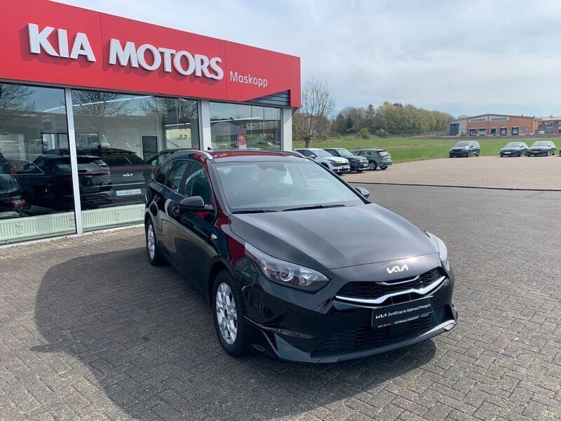 Schwarz Gebraucht 2024 Kia Ceed Sportswagon Comfort Kombi | 24.870 € (Guter Preis) - Bild 1/4