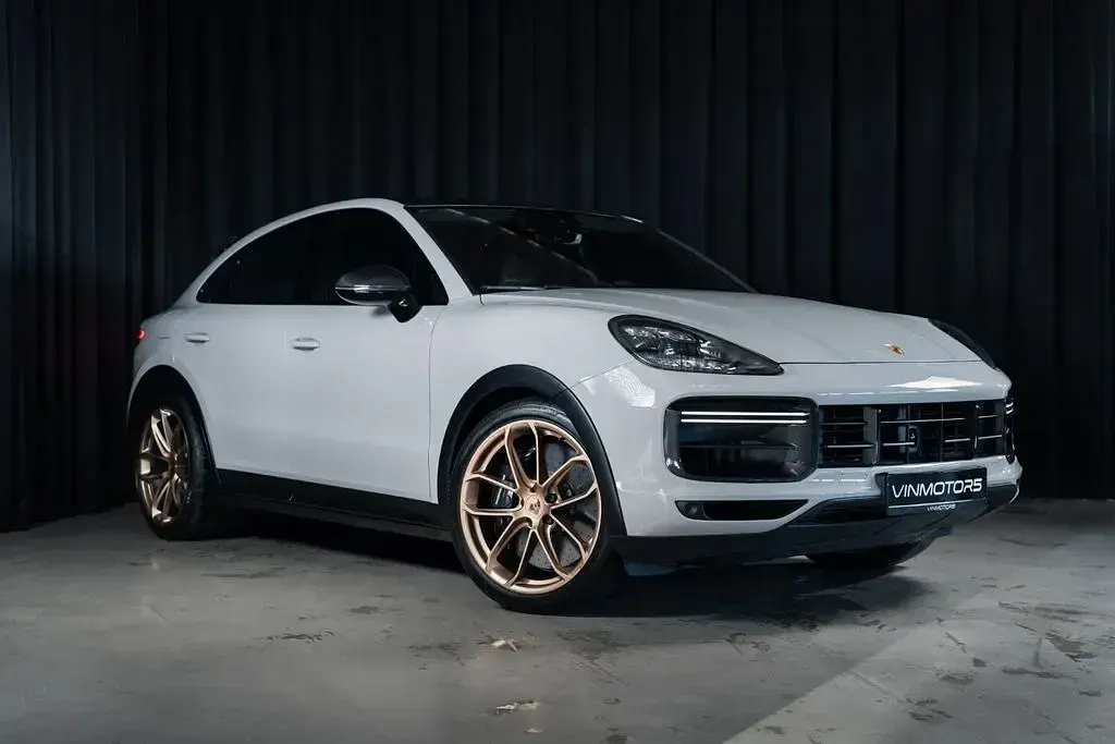 Gebraucht Porsche Cayenne 640 PS (470 kW) 2022 Grau SUV