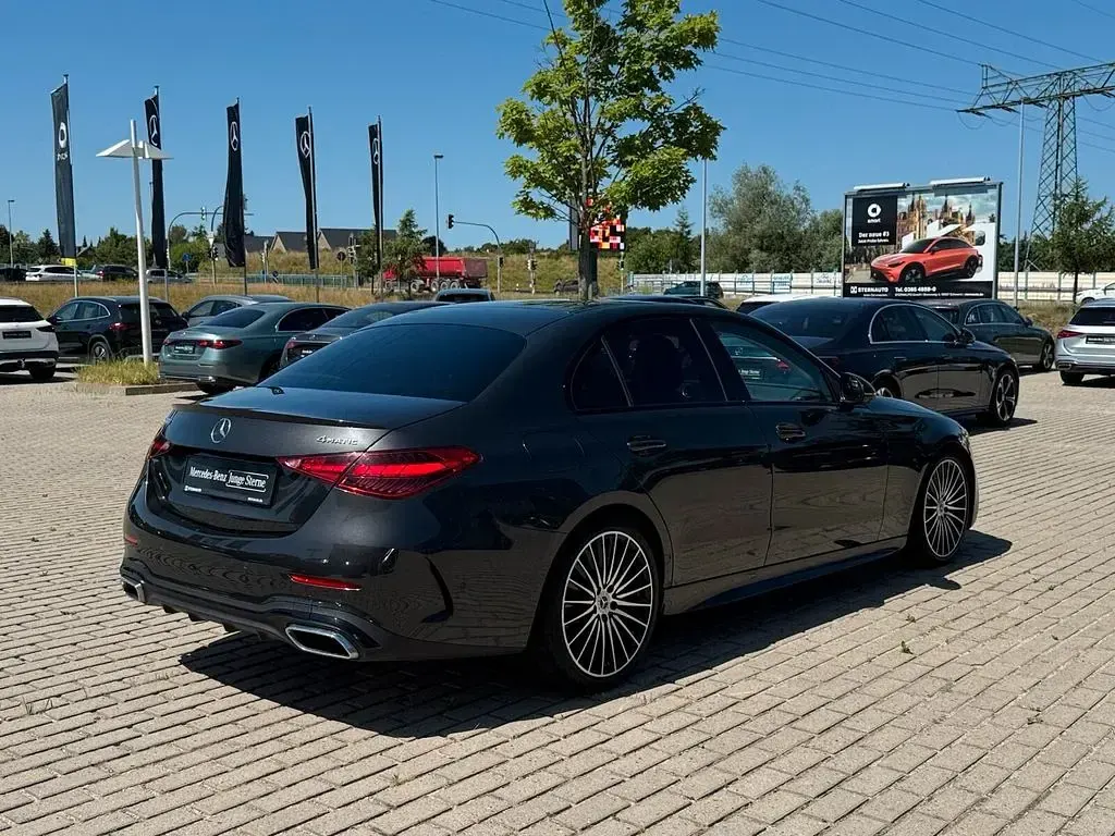 Gebraucht Mercedes C300 AMG line 258 PS (189 kW) 2022 Metalliclack graphitgrau Limousine