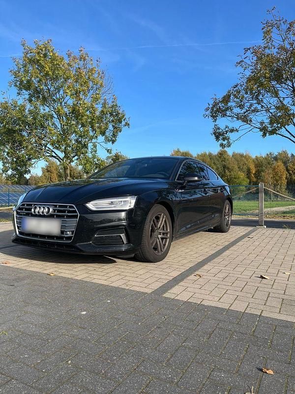 Gebraucht Audi A5 Sportback Sport 190 PS (139 kW) 2018 Schwarz Kleinwagen