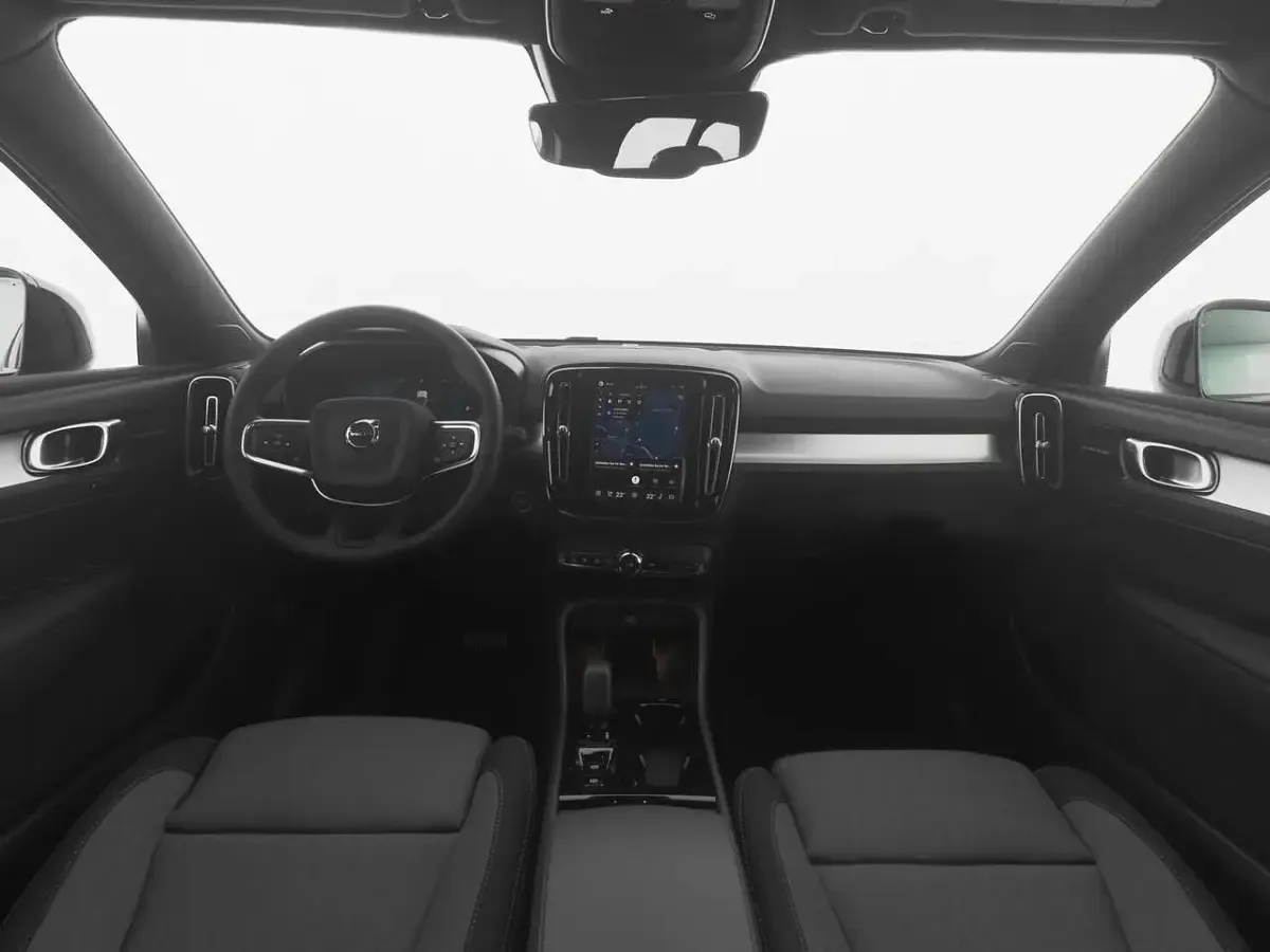 Usata Volvo XC40 Plus 2026 Blu SUV